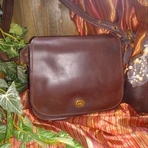 Vintage Coach Stewardess Crossbody Shoulder Bag L96-9525 Dark Brown